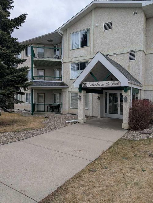 205-620 Columbia Blvd W, Lethbridge, AB, T1K7A8 | Card Image