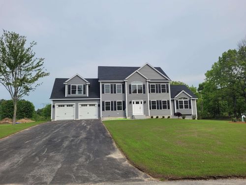 4 Haystack Circle, Pelham, NH, 03076 | Card Image