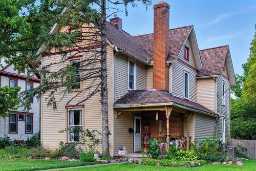 448 W William St, Delaware, OH, 43015-2437 | Card Image