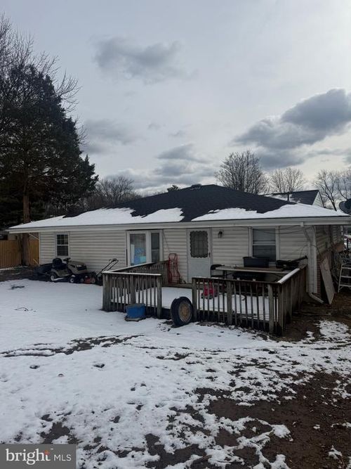 703 E Dickenson Court, STERLING, VA, 20164 | Card Image