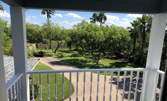 Bedroom Balcony | Image 17