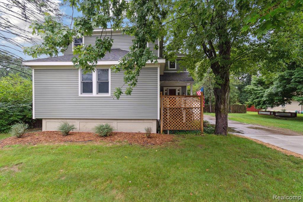Shiawassee Rd, Southfield, MI 48033