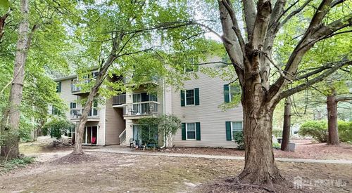 364 Mcdowell Dr, East Brunswick, NJ, 08816-4090 | Card Image