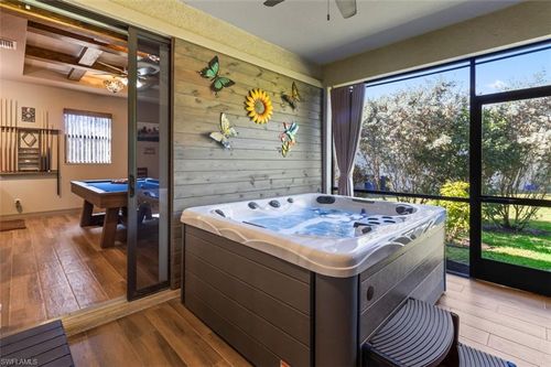 6711 Matt Pledger Ct, NORTH FORT MYERS, FL, 33917-8231 | Card Image