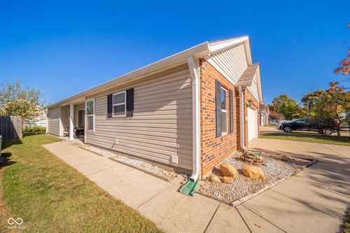 46 White Lick Dr, Indianapolis, IN, 46227-3009 | Card Image