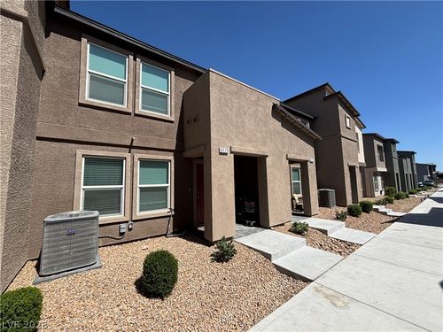 6173 Hibiscus Garden St, North Las Vegas, NV, 89081-5681 | Card Image