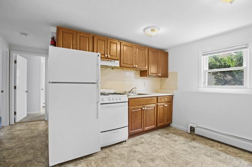 5-21 Groton St, Ayer, MA, 01432-1147 | Card Image