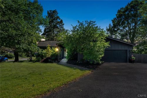 108 Sun Harbor Dr, Liverpool, NY, 13088-4357 | Card Image