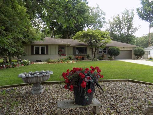 1520 Birch Dr, Elkhart, IN, 46514-4303 | Card Image