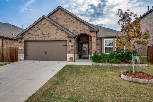 10516 Breezeway Dr, Aubrey, TX, 76227-4858 | Card Image
