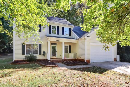 10648 Jardin Way, Charlotte, NC, 28215-8044 | Card Image