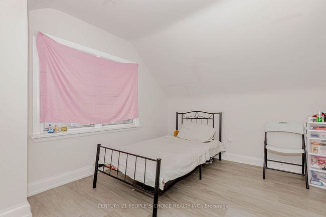22 Rogers Rd, House other with 4 bedrooms, 2 bathrooms and 4 parking in Brampton ON | Image 32