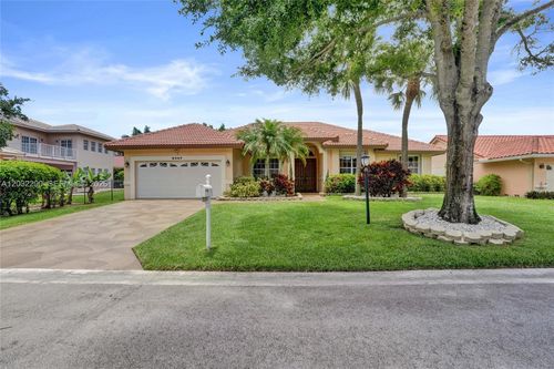8269 Nw 40th Ct, Coral Springs, FL, 33065-1327 | Card Image