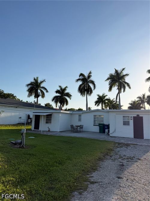 unit-2-14713 Kimberly Lane, Fort Myers, FL, 33908 | Card Image