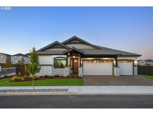 818 Nw 173rd Cir, Ridgefield, WA, 98642-9841 | Card Image