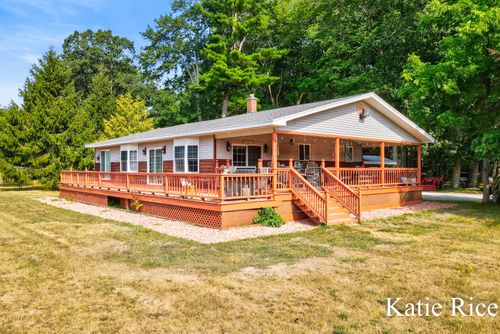 2030 N Scenic Drive, Muskegon, MI, 49445 | Card Image