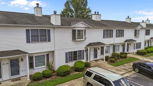 d3-3806 Sterling Pointe Dr, Winterville, NC, 28590-8818 | Card Image