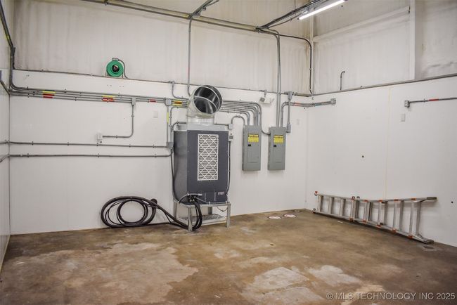 1201 N 4250 Rd, House other with 3 bedrooms, 2 bathrooms and null parking in Hugo OK | Image 28