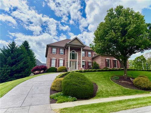 300 Pine Valley Dr, Bridgeville, PA, 15017-3433 | Card Image