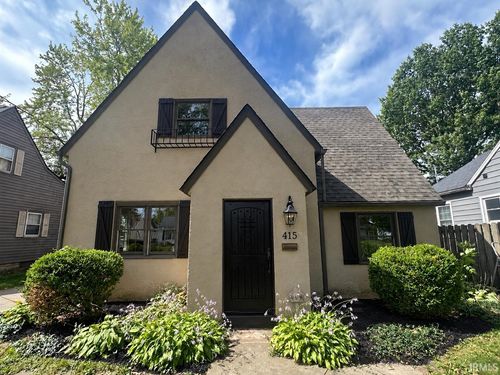 415 Elliott Ct, Kokomo, IN, 46901-5247 | Card Image