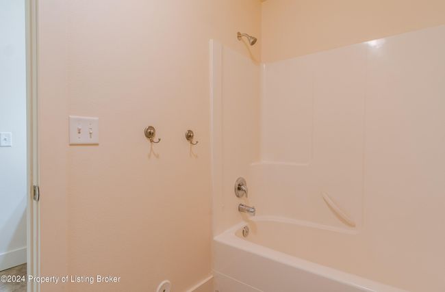 834 Adams Dr (13 of 19) | Image 17