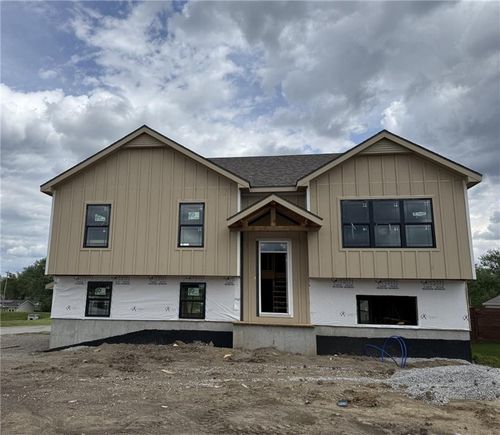 302 Lykins Lane, Cameron, MO, 64429 | Card Image