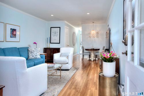 apt-27-245 Unquowa Rd, Fairfield, CT, 06824-5022 | Card Image