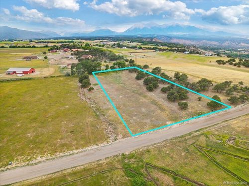 8463 Freedom Cir, Salida, CO, 81201 | Card Image