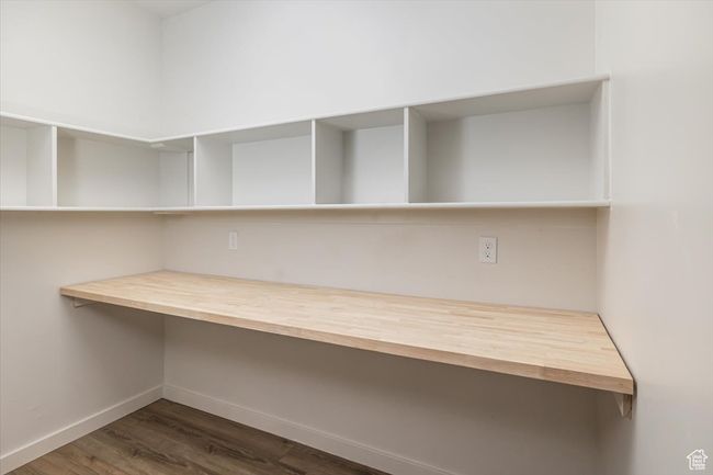View of pantry | Image 15