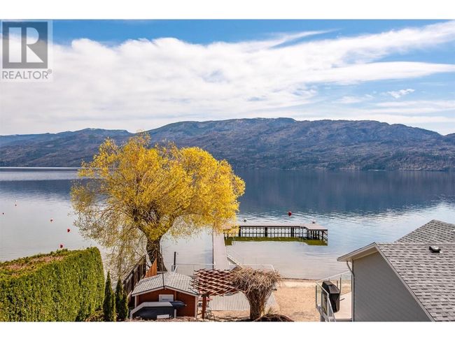 11 - 3701 Beach Ave, Home with 2 bedrooms, 2 bathrooms and 1 parking in Peachland BC | Image 14