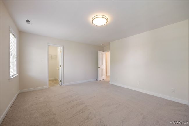 #4. Note the BIG walk-in closet. | Image 31