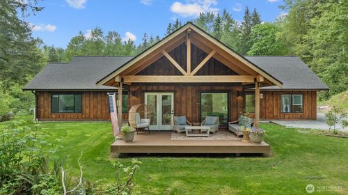 1815 Sunday Lake Rd, Stanwood, WA, 98292-9238 | Card Image