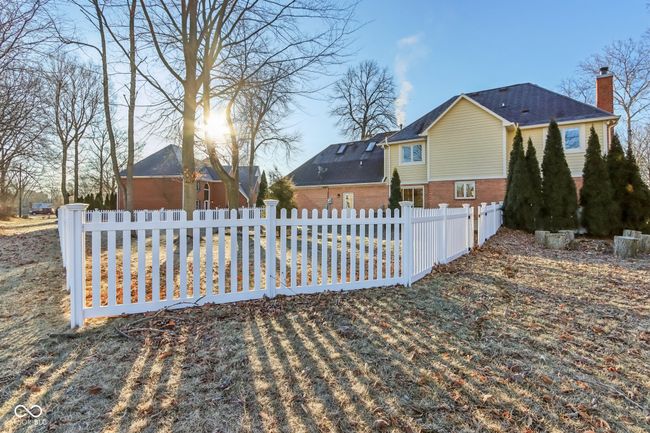 Fully fenced in backyard | Image 37