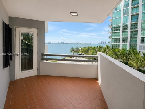 404-555 Ne 30th St, Miami, FL, 33137-4350 | Card Image