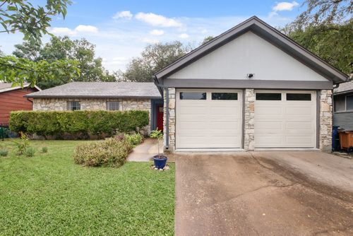 903 Echo Ln, Austin, TX, 78745-5418 | Card Image