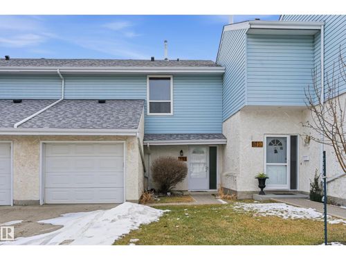 221 Callingwood Pl Nw, Edmonton, AB, T5T2C6 | Card Image