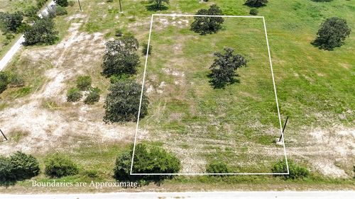 3 Zack Lane, Smithville, TX, 78957 | Card Image