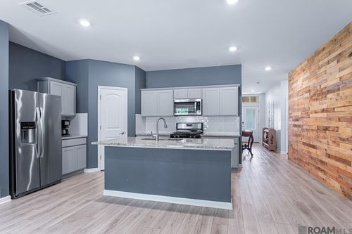 34855 Spring Trails Dr, Walker, LA, 70785-3439 | Card Image