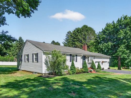 15 Lovejoy Rd, Andover, MA, 01810 | Card Image