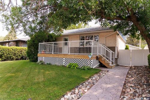 1117 Campbell St, Regina, SK, S4T5P5 | Card Image