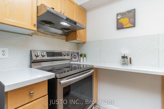 407 - 5235 Finch Ave E, Condo with 3 bedrooms, 2 bathrooms and 1 parking in Scarborough ON | Image 9