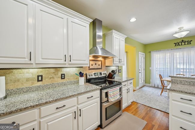 572 Harbour Shores Dr, House other with 4 bedrooms, 4 bathrooms and null parking in Jackson GA | Image 15