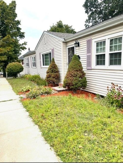 73 Lanark Rd, Malden, MA, 02148-1608 | Card Image