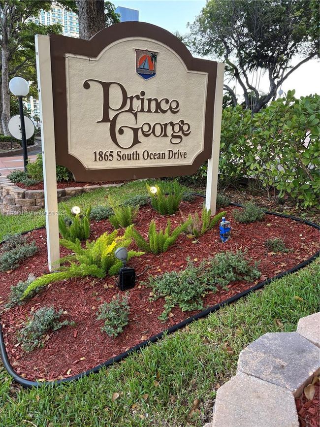APT-11I - 1865 S Ocean Dr, Condo with 1 bedrooms, 2 bathrooms and null parking in Hallandale Beach FL | Image 12