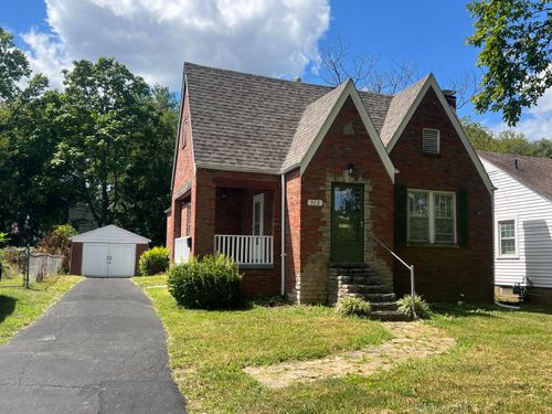 112 Pickett Ave, Frankfort, KY, 40601-2438 | Card Image