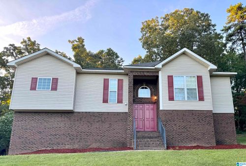 530 Indian Hills Rd, HAYDEN, AL, 35079-8375 | Card Image