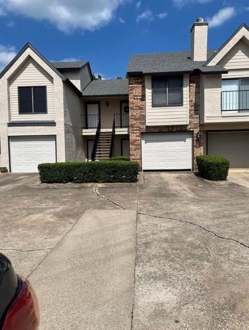 823 Harwood Rd, Hurst, TX, 76054 | Card Image