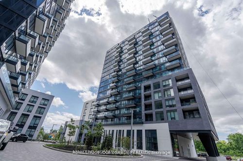 225-8868 Yonge St, Richmond Hill, ON, L4C1Z8 | Card Image