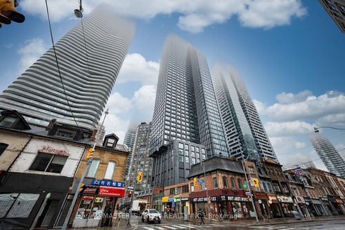 701-8 Wellesley St W, Toronto, ON, M4Y0J5 | Card Image