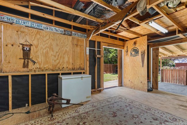 14280 State Highway 16 N, House other with 3 bedrooms, 2 bathrooms and null parking in Medina TX | Image 38